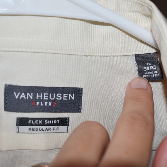 Men's Cream Van Heusen Business Long-Sleeve Button-down - Picture 2 of 2